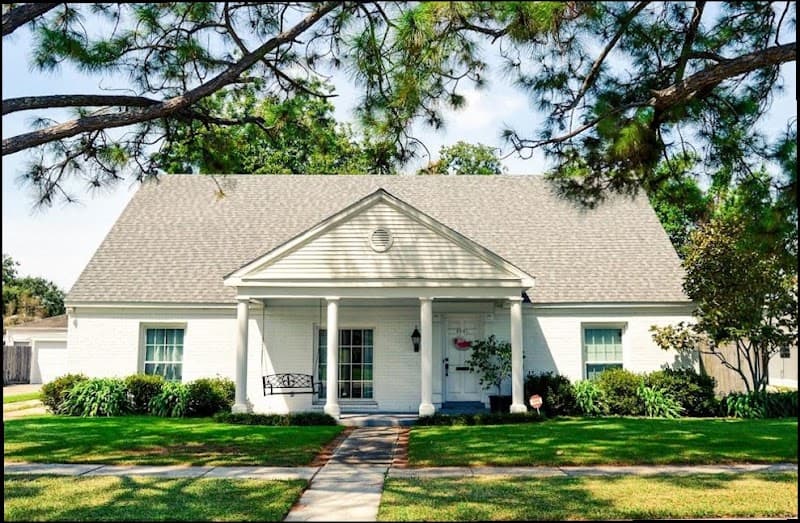 Navarro Family Roofing Service - Roof Repair in Houston